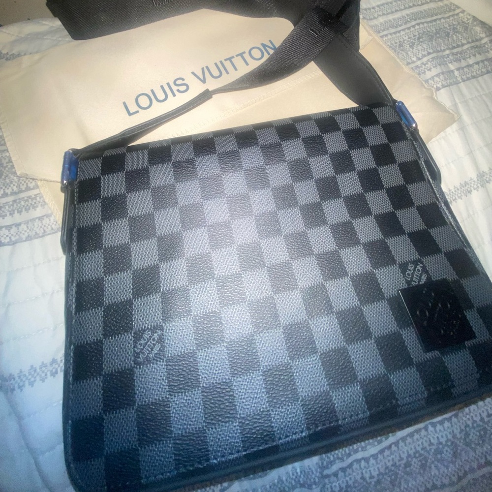 Louis Vuitton DISTRICT PM N42710  Bag